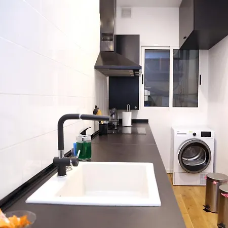 Lägenhet Piso Exclusivo Frente Al Casco Viejo Con Parking Gratis Bilbao