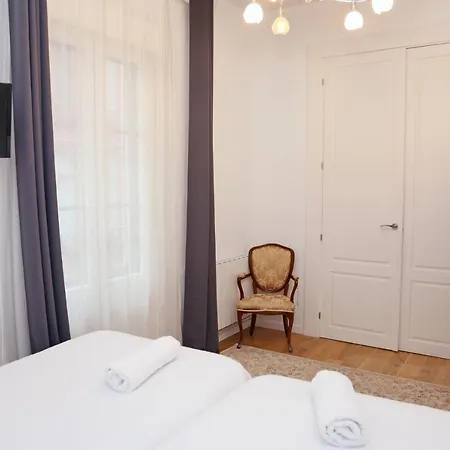 Lägenhet Piso Exclusivo Frente Al Casco Viejo Con Parking Gratis *