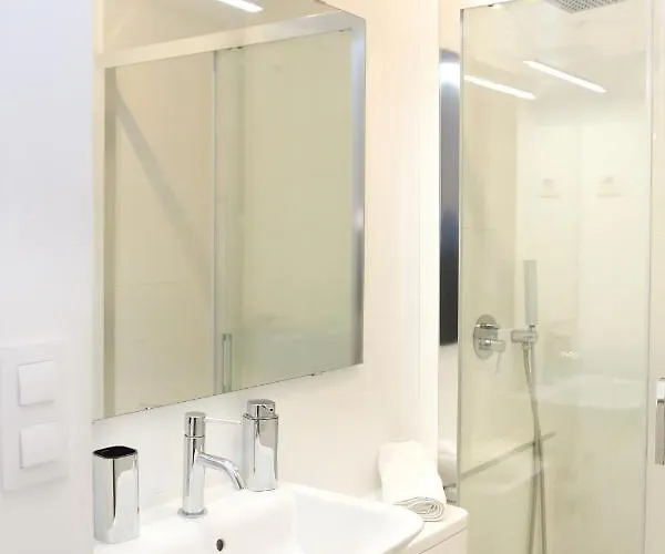 Apartment Piso Exclusivo Frente Al Casco Viejo Con Parking Gratis Bilbao